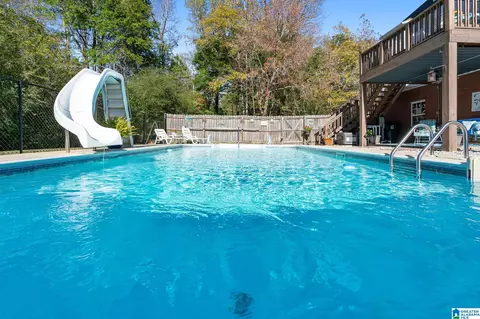 Exterior - 240 Silverleaf Dr, Pelham, AL 35124 photo 9 of 14