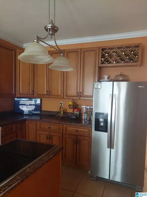 Kitchen - 443 County Road 356, Clanton, AL 35045 photo 2 of 2