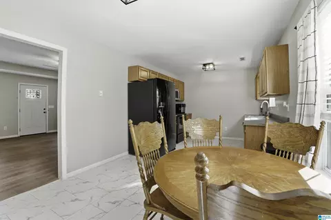 439 Miranda Rd, Warrior, AL 35180 photo 4