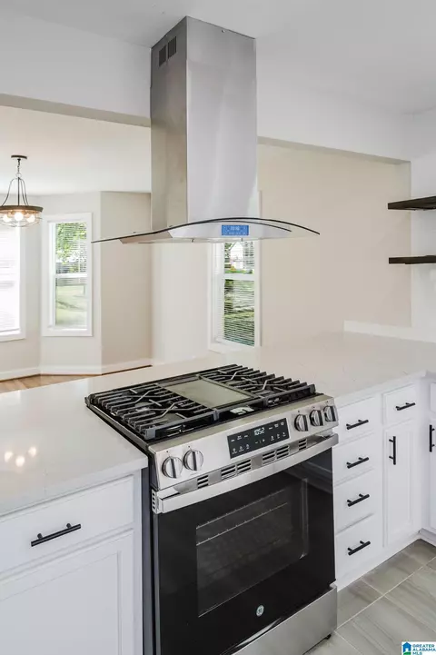 Kitchen - 1791 Brookside Rd, Mount Olive, AL 35117 photo 7 of 8