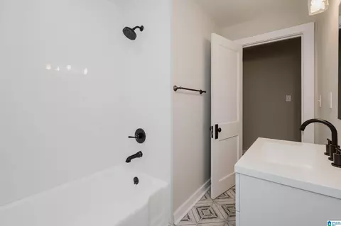 Bath - 1791 Brookside Rd, Mount Olive, AL 35117 photo 7 of 11