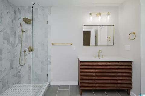 Bath - 1791 Brookside Rd, Mount Olive, AL 35117 photo 1 of 11