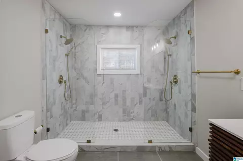 Bath - 1791 Brookside Rd, Mount Olive, AL 35117 photo 3 of 11