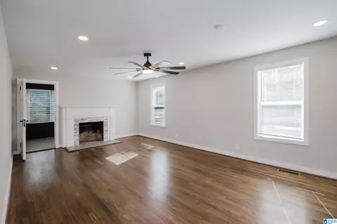 Living - 1791 Brookside Rd, Mount Olive, AL 35117 photo 3 of 10
