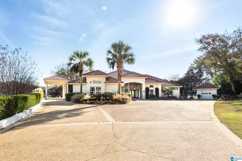 508 Lindy Cir, Pell City, AL 35128