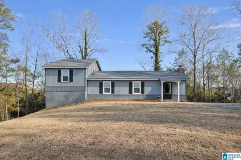 50 Briarcliff Pt, Rainbow City, AL 35906