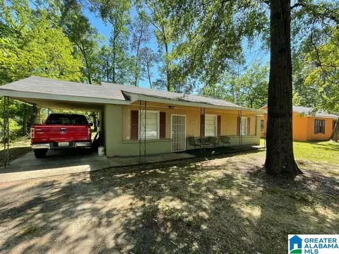 213 Shadyside Ln, Montgomery, AL 36105
