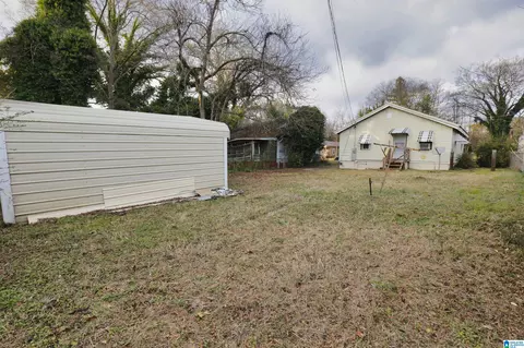 Exterior - 324 E 3rd St, Anniston, AL 36207 photo 3 of 3