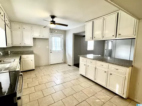 Kitchen - 415 Thomas St, Warrior, AL 35180 photo 2 of 3