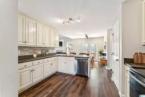 13675 Lisa Dr, Lake View, AL 35111 photo 13