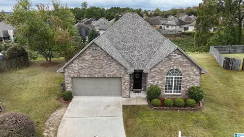 112 Grant Cir, Calera, AL 35040