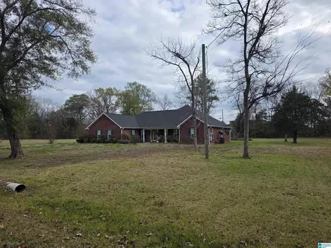 Exterior - 1615 Bell St, Demopolis, AL 36732 photo 2 of 5
