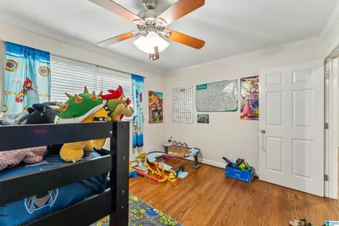 Bedroom - 705 Lay Dam Rd, Clanton, AL 35045 photo 5 of 7