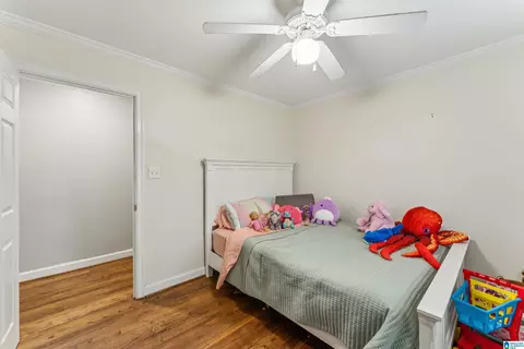 Bedroom - 705 Lay Dam Rd, Clanton, AL 35045 photo 6 of 7