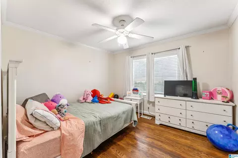 Bedroom - 705 Lay Dam Rd, Clanton, AL 35045 photo 7 of 7