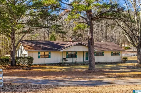 5994 Advent Cir, Trussville, AL 35173