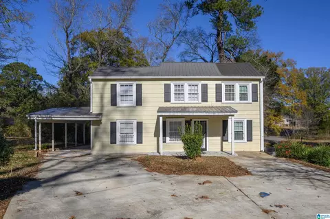 3003 Circle Dr, Hueytown, AL 35023