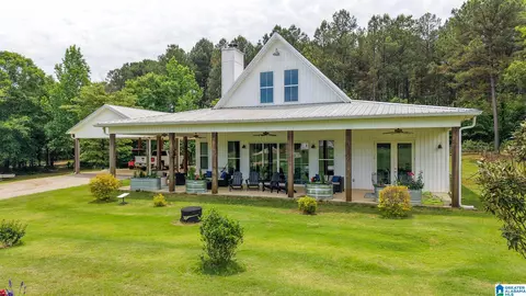 11 Pinewell Dr, Cropwell, AL 35054