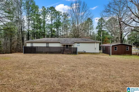 Exterior - 1702 Ridge Dr, Jasper, AL 35504 photo 5 of 9