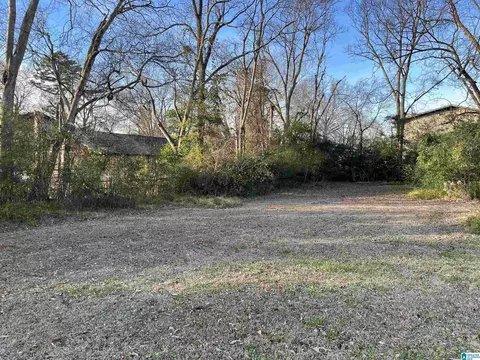 107 Dabbs Ave #107, Hueytown, AL 35023