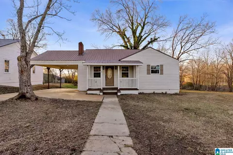 4110 Skyline Dr, Anniston, AL 36206