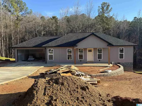 1408 Louise Dr, Jacksonville, AL 36265