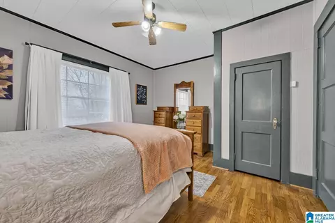 Bedroom - 414 6th Ave E, Oneonta, AL 35121 photo 7 of 7