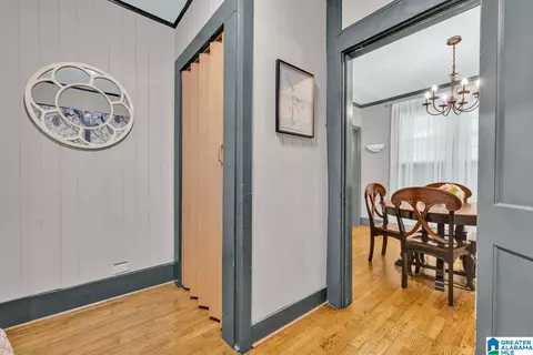 Entry Way - 414 6th Ave E, Oneonta, AL 35121 photo 2 of 2