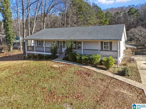 7681 Happy Hollow Rd, Trussville, AL 35173