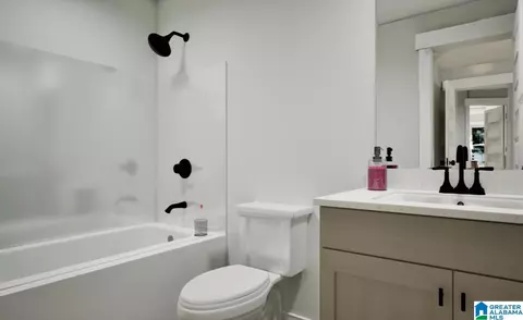 Bath - 1512 Cherrywood Ave, Alabaster, AL 35007 photo 2 of 2