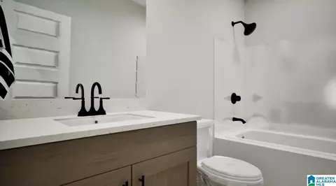 Bath - 1512 Cherrywood Ave, Alabaster, AL 35007 photo 1 of 2