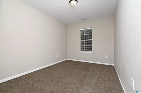 Bedroom - 803 15th Ave N, Clanton, AL 35045 photo 2 of 3