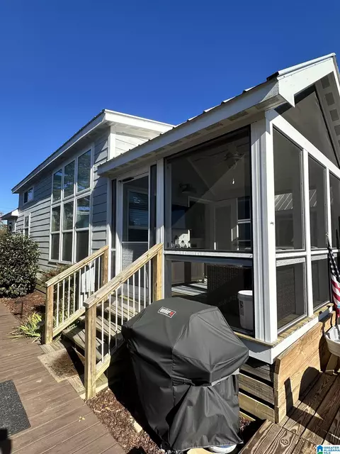 11 Summit Ln, Lincoln, AL 35096
