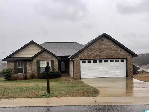135 Sara Ln, Clanton, AL 35045