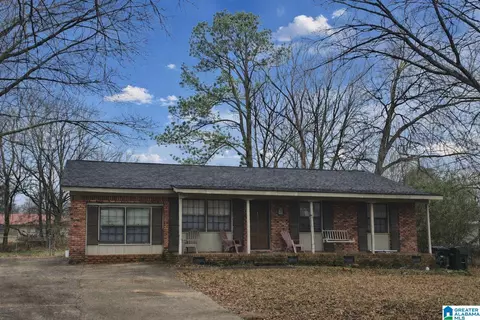 1105 Rainbow Dr NE, Birmingham, AL 35215