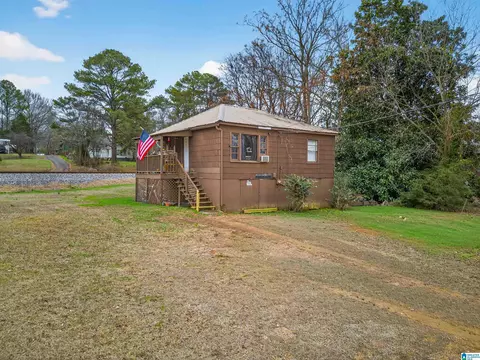 Exterior - 4845 Eulaton Rd, Anniston, AL 36201 photo 2 of 8