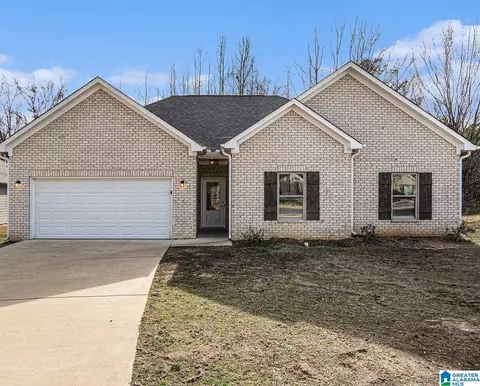 210 Avalon Way, Clanton, AL 35045