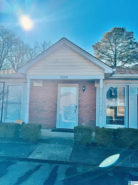 5602 Hunter Brook Ct, Gardendale, AL 35071