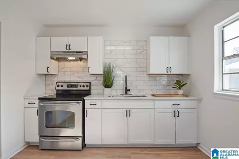 905 Burwell St, Birmingham, AL 35221