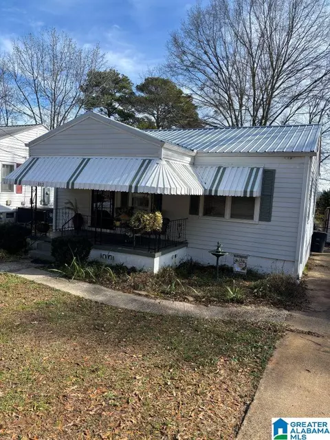 1805 28th Ave N, Hueytown, AL 35023