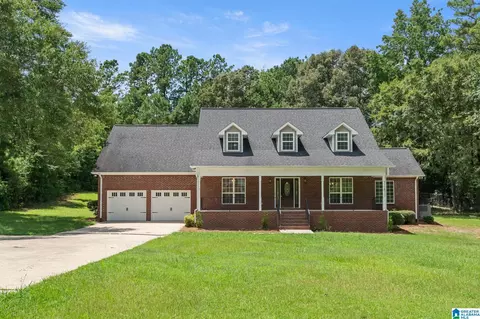 433 Eagle Pointe Dr, Pell City, AL 35128