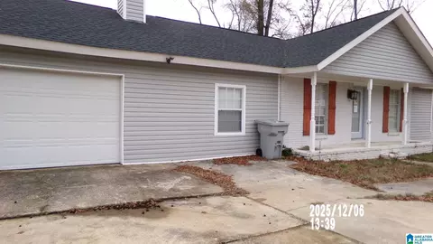 404 Deborah Dr, Columbiana, AL 35051