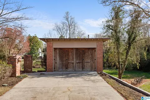 Exterior - 608 SE 5th St, Cullman, AL 35055 photo 6 of 14