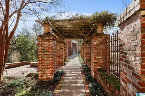 Exterior - 608 SE 5th St, Cullman, AL 35055 photo 9 of 14