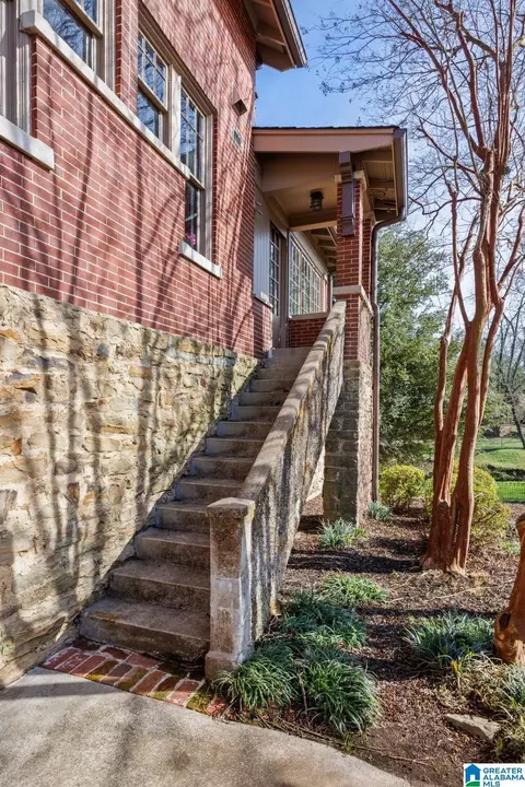 Exterior - 608 SE 5th St, Cullman, AL 35055 photo 10 of 14