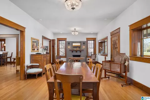 Dining - 608 SE 5th St, Cullman, AL 35055 photo 3 of 5