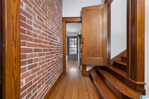 Entry Way - 608 SE 5th St, Cullman, AL 35055 photo 1 of 2