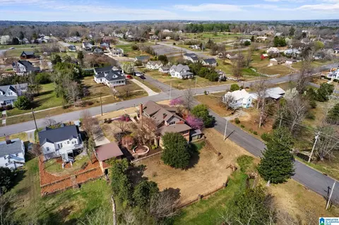 View/Area - 608 SE 5th St, Cullman, AL 35055 photo 6 of 12