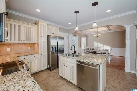 Kitchen - 20907 Sharon Dr, Lake View, AL 35111 photo 4 of 4