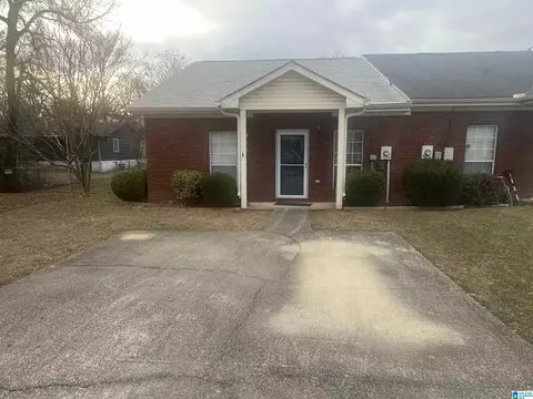 1818 Copperfield Ln NW, Center Point, AL 35215